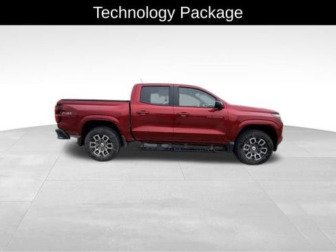 Used 2026 Chevrolet Colorado Z71 w/ Technology Package AWD/4WD image 6
