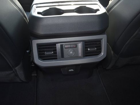 Used 2025 Ford F350 Lariat w/ FX4 Off-Road Package image 18