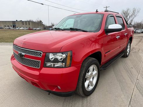 Used 2008 Chevrolet Avalanche LTZ w/ LTZ Preferred Equipment Group image 1