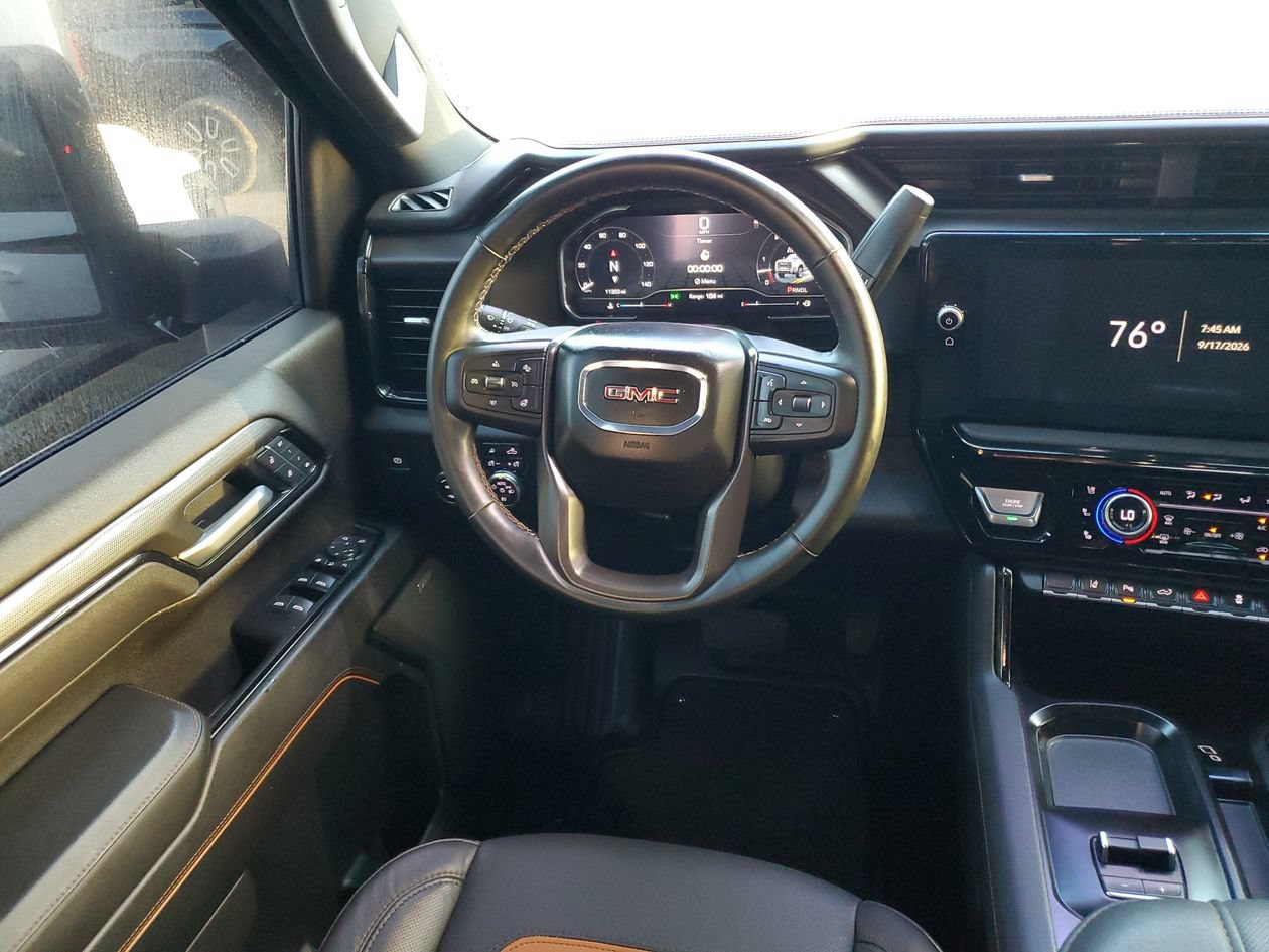 Used 2025 GMC Sierra 2500 AT4 w/ AT4 Premium Plus Package AWD/4WD image 13