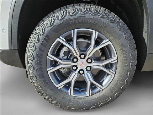 New 2026 GMC Acadia AT4 w/ Super Cruise Package image 10