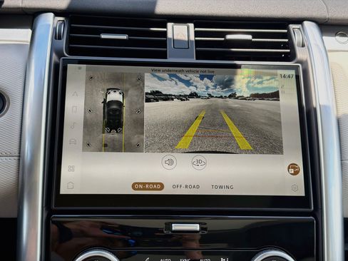 New 2026 Land Rover Discovery Limited Edition AWD/4WD image 35