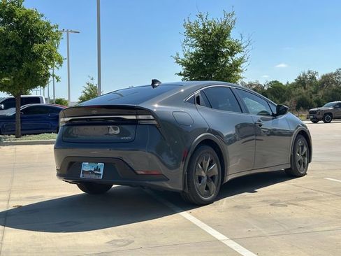 New 2026 Toyota Prius Plug-In Hybrid image 5