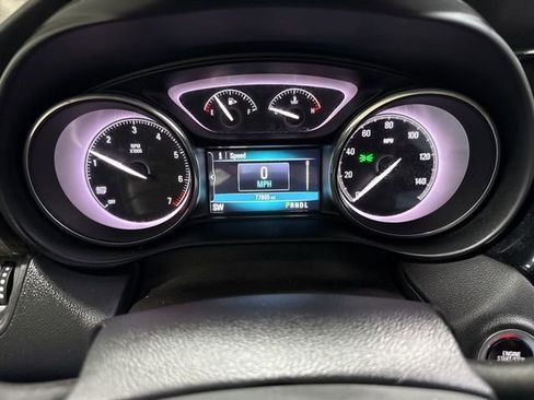 Used 2020 Buick Envision Essence image 17