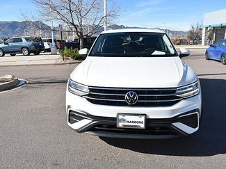 Used 2023 Volkswagen Tiguan SE w/ Panoramic Sunroof Package video 2