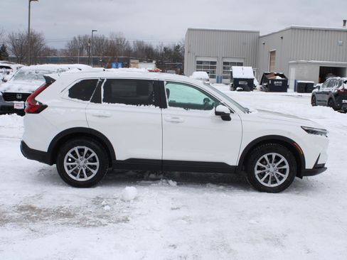 Certified 2024 Honda CR-V EX image 4