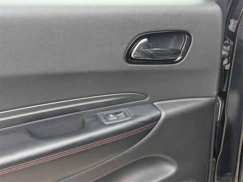 Used 2025 Dodge Durango GT image 27
