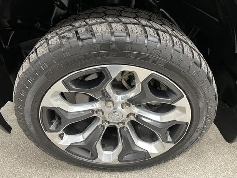 Used 2022 RAM 1500 Limited w/ Body-Colour Bumper Group image 15