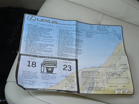 Used 2004 Lexus SC 430 Convertible image 39