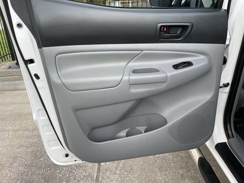 Used 2012 Toyota Tacoma 4x4 Double Cab w/ TRD Sport Pkg image 14