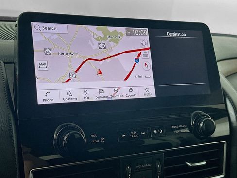 Used 2024 Nissan Armada SL image 19