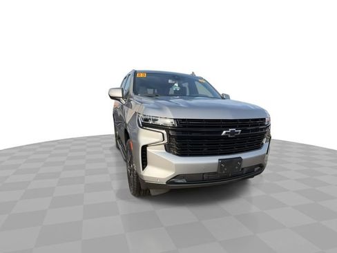 Used 2023 Chevrolet Tahoe RST image 3