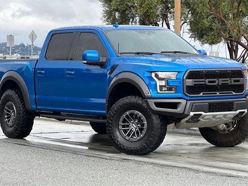 Used 2020 Ford F150 Raptor w/ Equipment Group 802A Luxury image 2