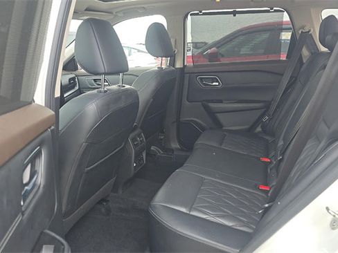 Used 2023 Nissan Rogue Platinum w/ Platinum Premium Package AWD/4WD image 13