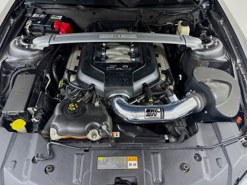 Used 2013 Ford Mustang GT Premium RWD image 29