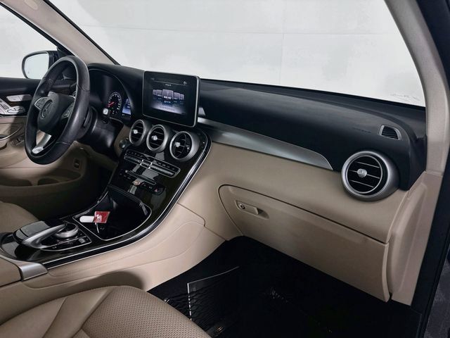 Used 2016 Mercedes-Benz GLC 300 image 29