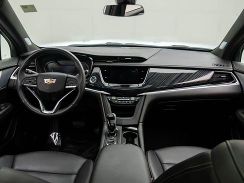 Certified 2024 Cadillac XT6 Premium Luxury w/ LPO, Floor Liner Package image 11