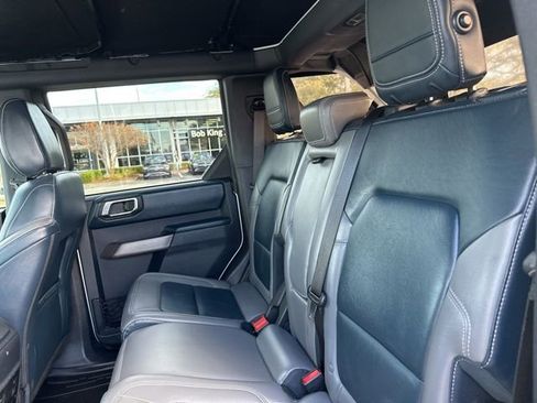 Used 2021 Ford Bronco Outer Banks w/ Sasquatch Package image 22