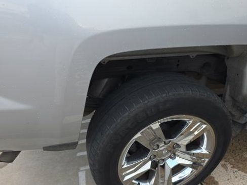 Used 2018 Chevrolet Silverado 1500 Custom w/ Custom Value Package RWD image 29