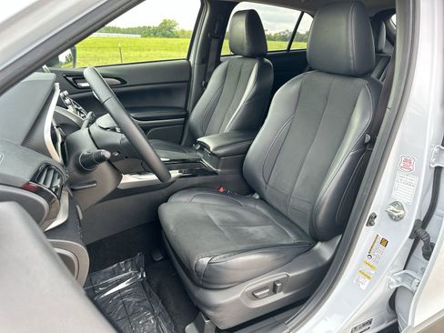 Used 2024 Mitsubishi Eclipse Cross SE image 11