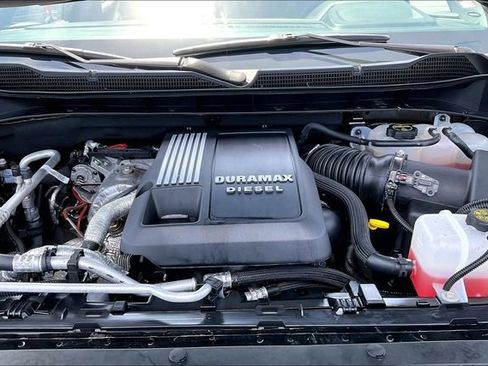 Used 2024 Chevrolet Silverado 1500 LT Trail Boss w/ LT Trail Boss Premium Package image 31