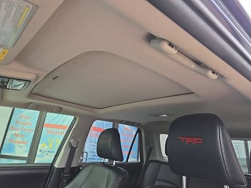 Used 2020 Toyota 4Runner TRD Off-Road Premium w/ Moonroof Package AWD/4WD image 34