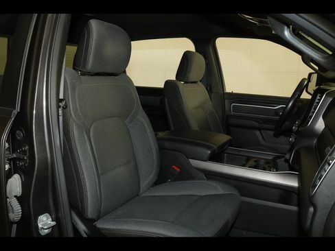 Used 2022 RAM 1500 Big Horn AWD/4WD image 30
