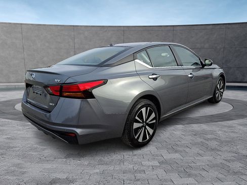 Used 2021 Nissan Altima 2.5 SV image 7