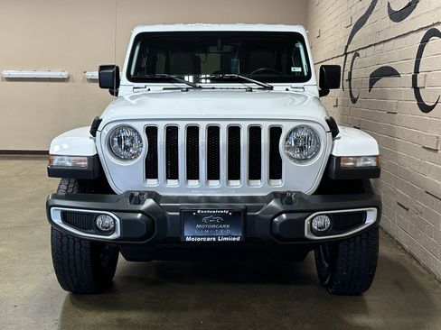 Used 2021 Jeep Wrangler Unlimited Sahara w/ Uconnect 4C Nav & Sound Group image 11