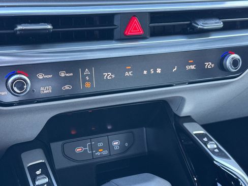 New 2026 Kia Sorento SX image 25