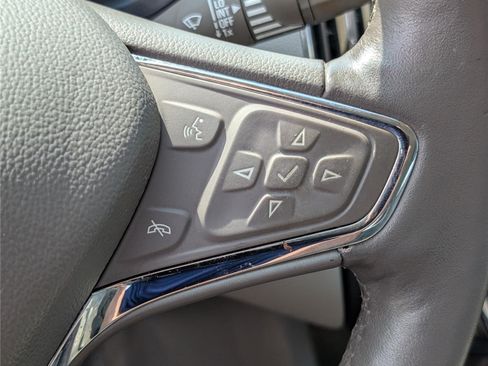 Used 2017 Chevrolet Cruze Premier FWD image 23