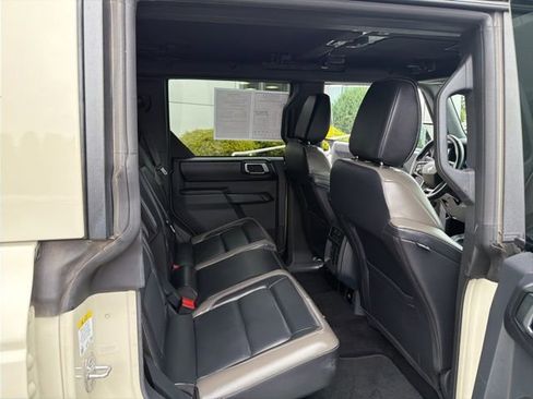Used 2025 Ford Bronco Outer Banks AWD/4WD image 21