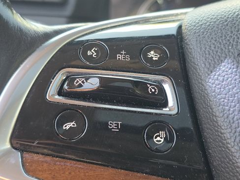 Used 2016 Cadillac Escalade Luxury AWD/4WD image 35