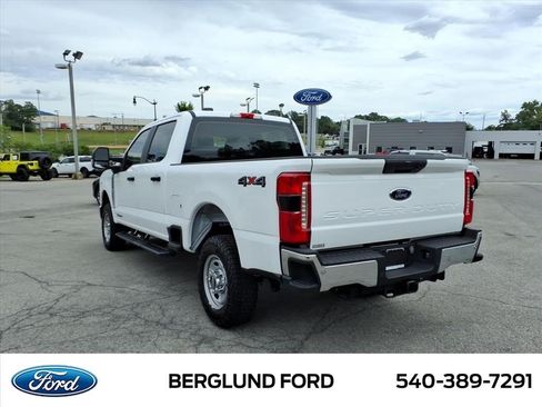 Used 2023 Ford F250 XL w/ 360-Degree Camera Package AWD/4WD image 7