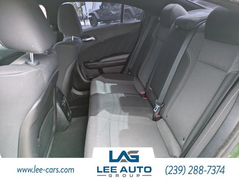 Used 2019 Dodge Charger SXT w/ Plus Group RWD image 9