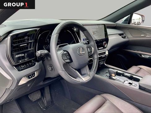 Certified 2025 Lexus RX 350 FWD w/ Convenience Package image 15