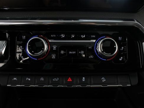 New 2026 GMC Sierra 1500 Denali w/ Denali Reserve Package image 8