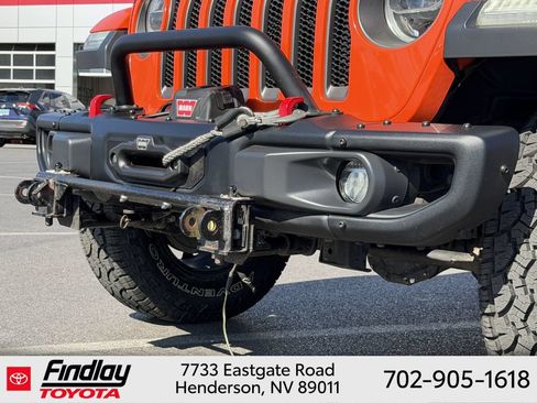 Used 2018 Jeep Wrangler Unlimited Rubicon w/ Dual Top Group AWD/4WD image 30