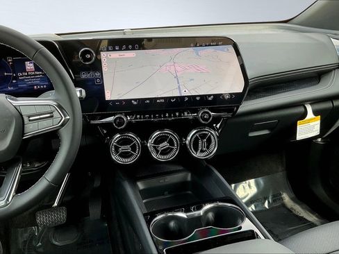 New 2026 Chevrolet Blazer EV LT image 6