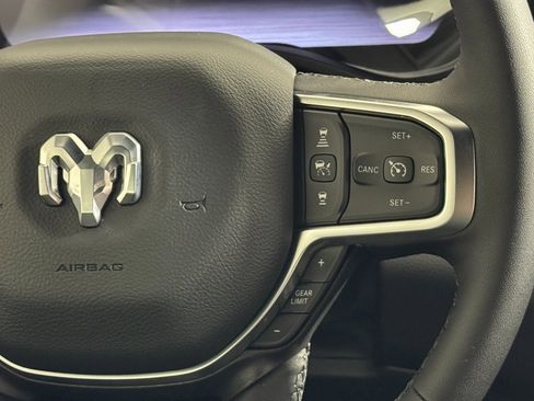 New 2026 RAM 1500 4x4 Crew Cab image 24