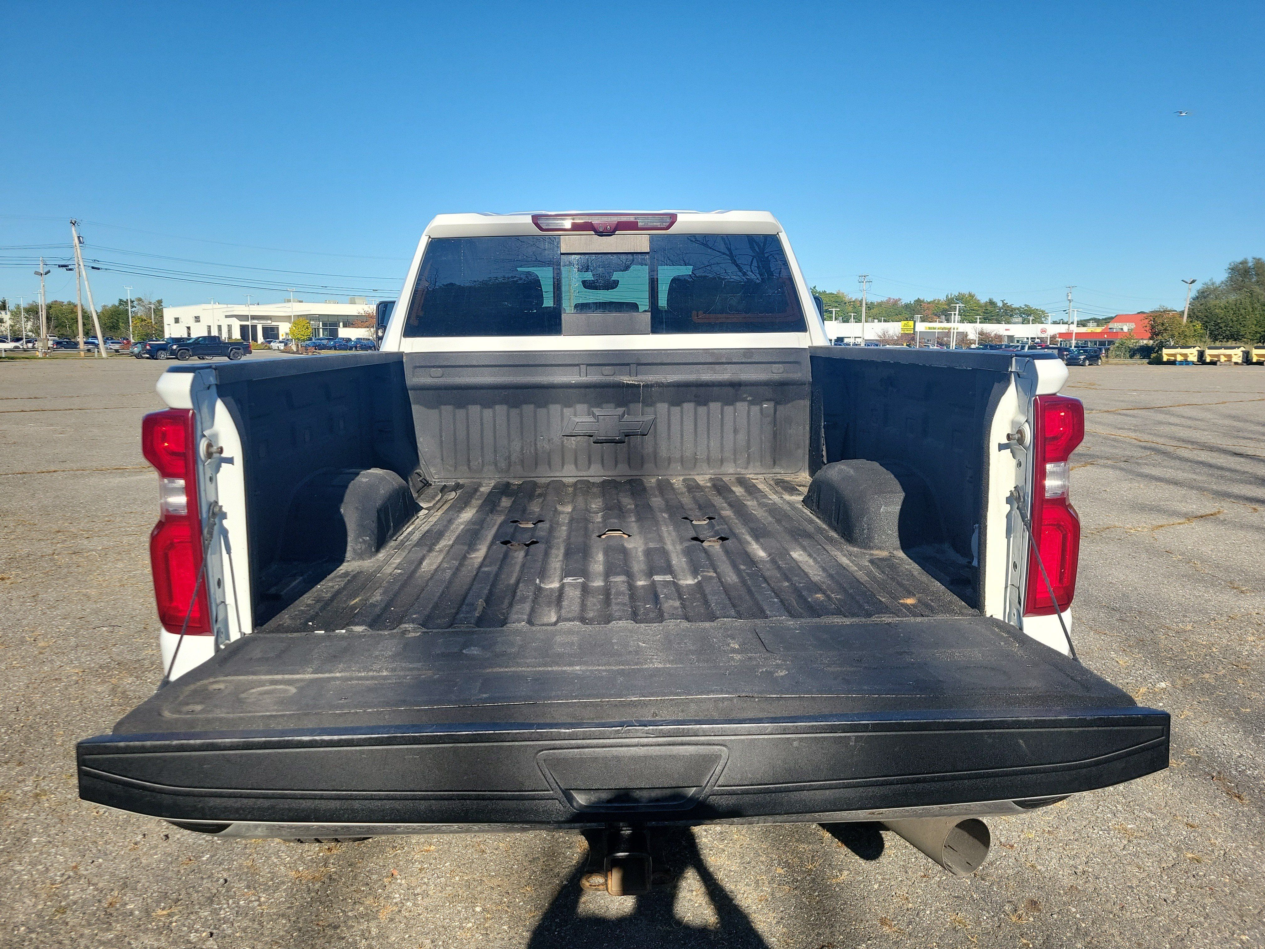 Used 2021 Chevrolet Silverado 3500 LTZ w/ LTZ Premium Package AWD/4WD image 17