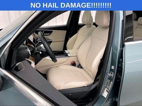 Used 2025 Mercedes-Benz GLC 300 4MATIC image 8