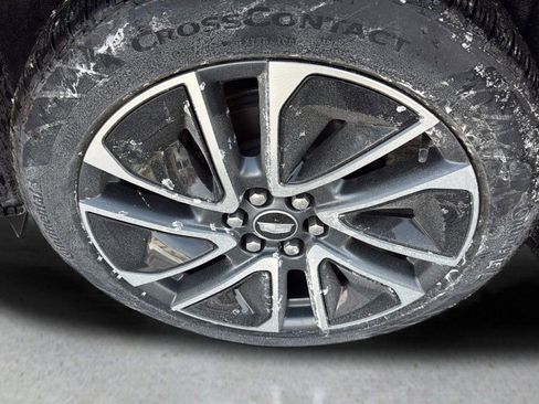 Certified 2025 Cadillac Optiq Sport 2 image 10