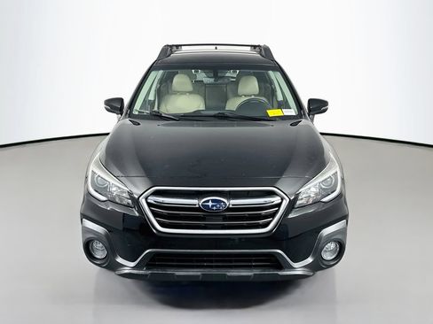 Used 2019 Subaru Outback 2.5i Limited AWD/4WD image 2