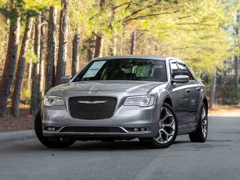 Used 2018 Chrysler 300 C w/ Sun, Sound & Nav Package image 2