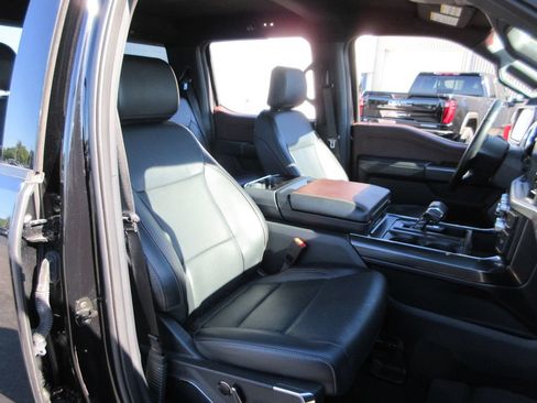 Used 2022 Ford F150 Lariat w/ Equipment Group 502A High AWD/4WD image 24