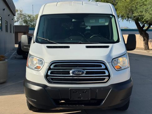 Used 2019 Ford Transit 350 XLT RWD image 3