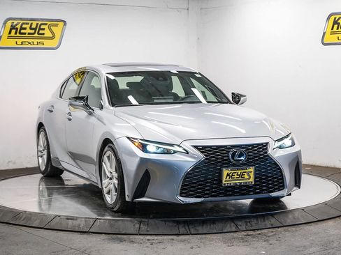 Used 2023 Lexus IS 300 w/ Comfort Package image 5