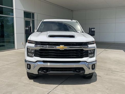 Used 2025 Chevrolet Silverado 2500 LT w/ Safety Package AWD/4WD image 8