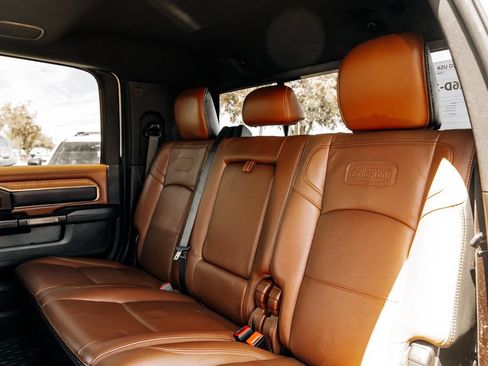 Used 2023 RAM 3500 Limited AWD/4WD image 46